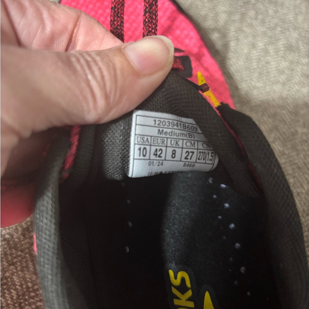 Brooks Divide 4  Pink Trail Running Shoes 10 - Picture 3 of 4